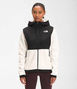 Mikina s Kapucnou The North Face Denali 2 Damske Biele | 9087451-ZS